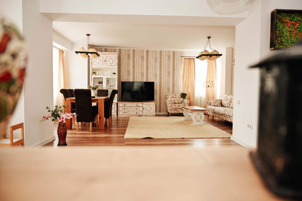 브라쇼브 The View Penthouse 아파트 외부 사진